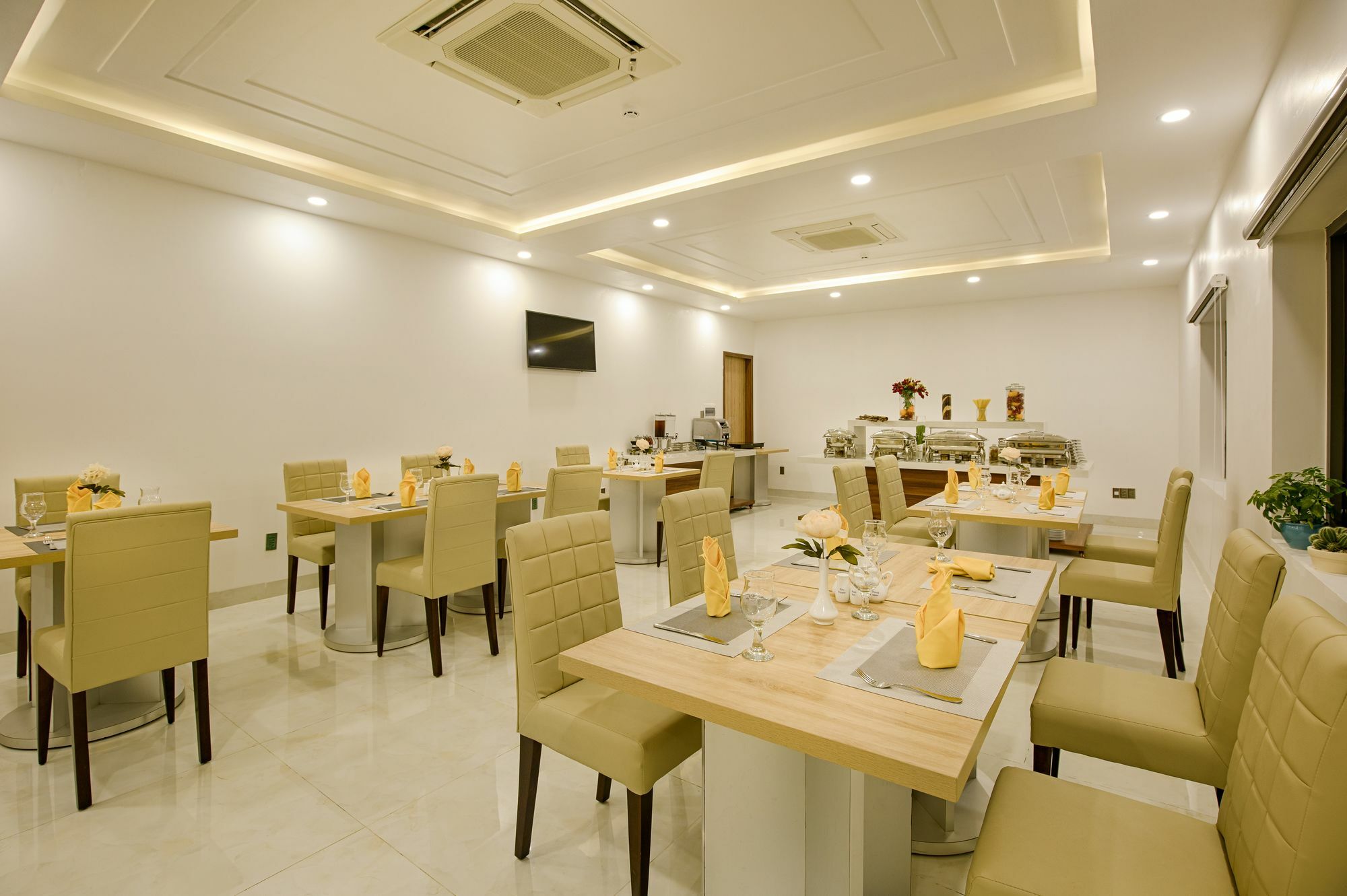 Continent Hotel Da Nang Exterior photo